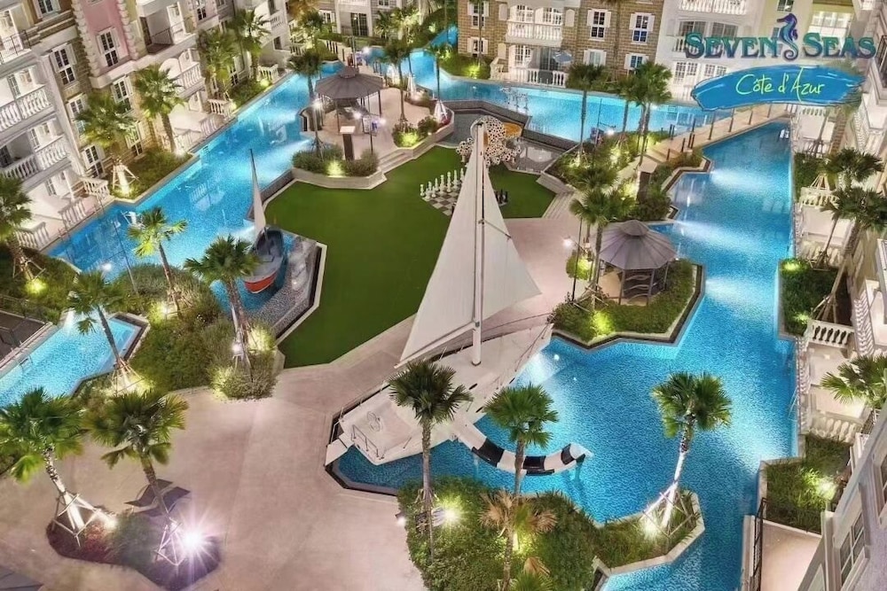 Seven Seas Cote d'Azur with Pool& Gym