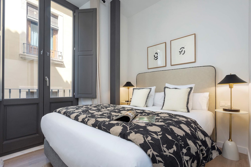 Exclusive 2-bedroom Near the Cathedral. San Matías I