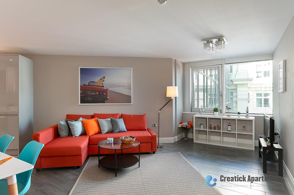 Green Diamond by Creatick Apartments