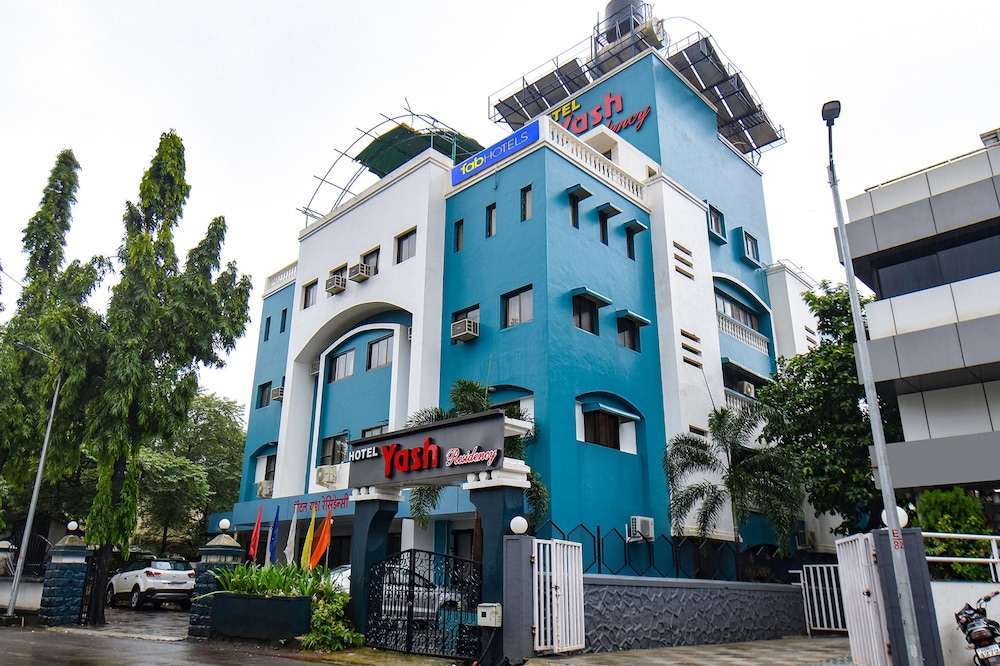 FabHotel Prime Yash Residency
