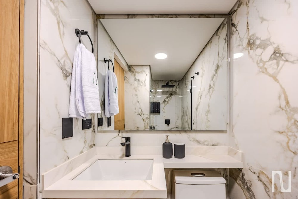 NOK Luxury Loft in Chic Norte