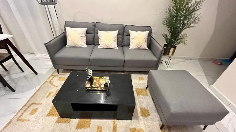 We Offer you a Lovely 1-bed Apartment in Abidjan