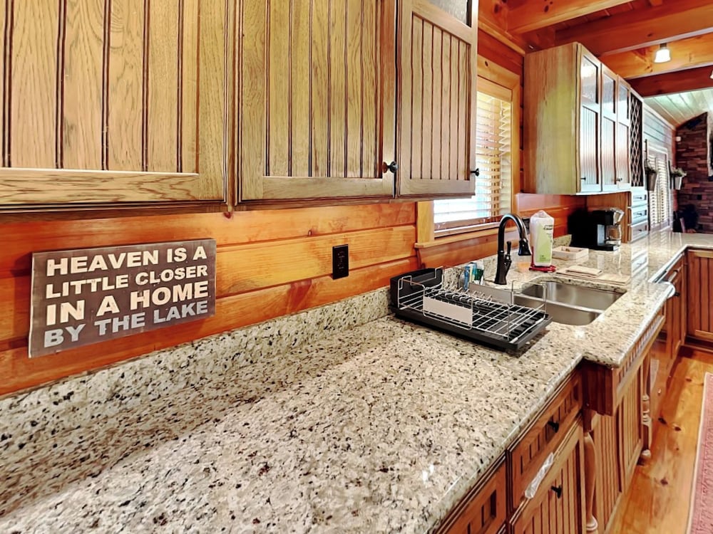 Crow's Point Lakehouse by Taylor Made Deep Creek