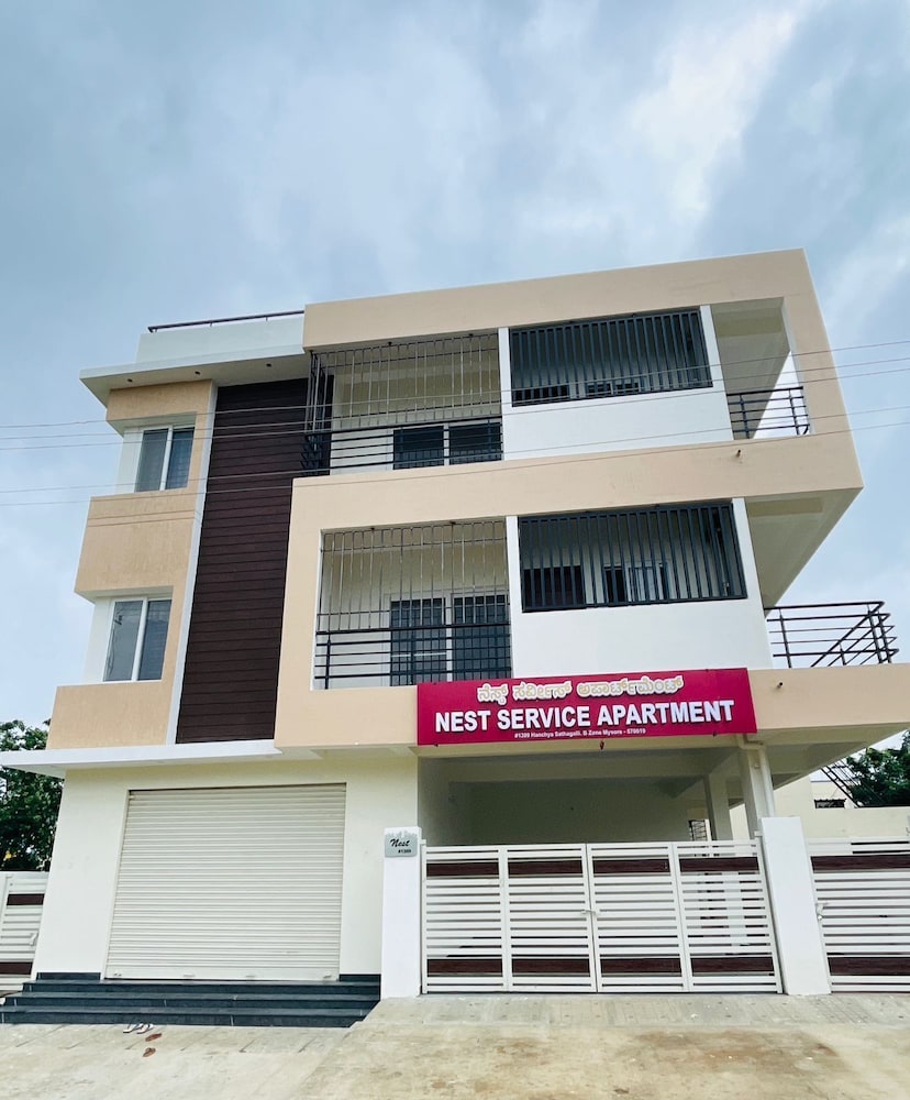 NEST SERVICE APARTMENT