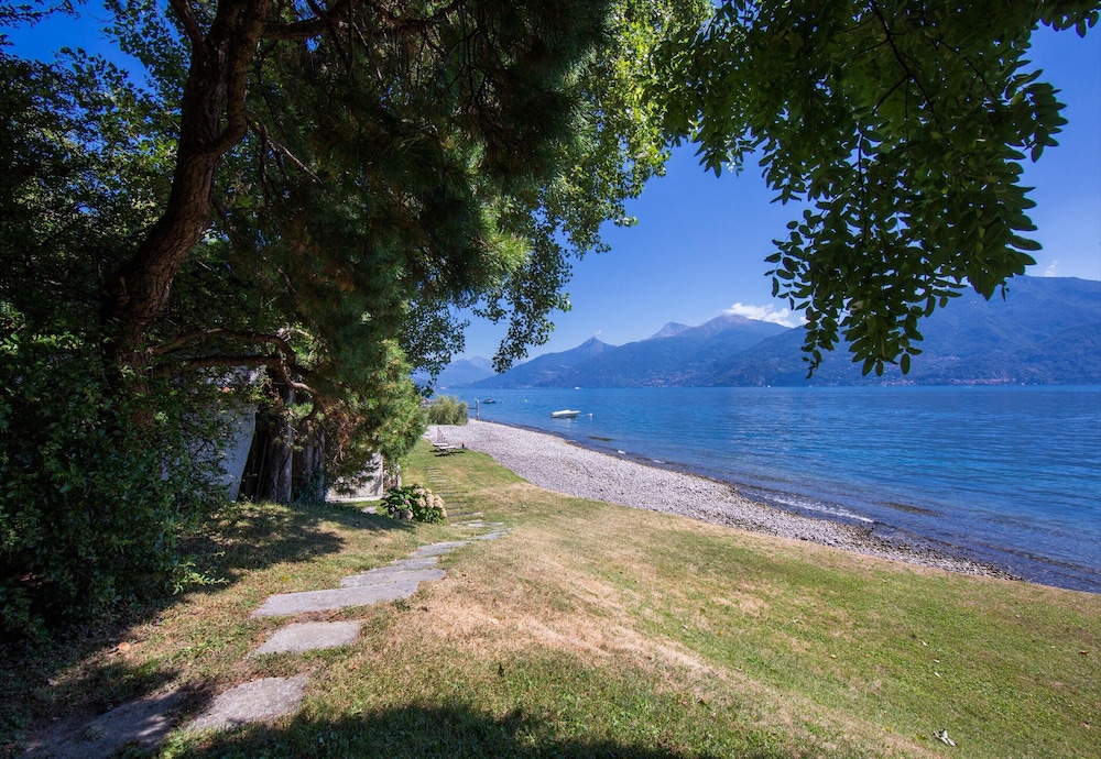 Menaggio Spiaggia
