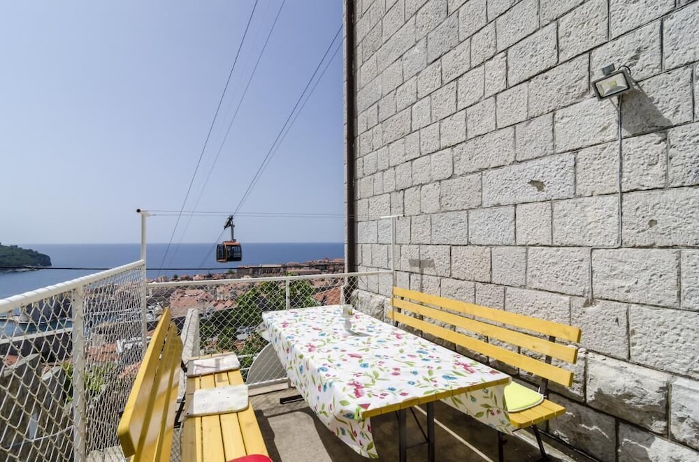 Ploce Apartments - Mama's