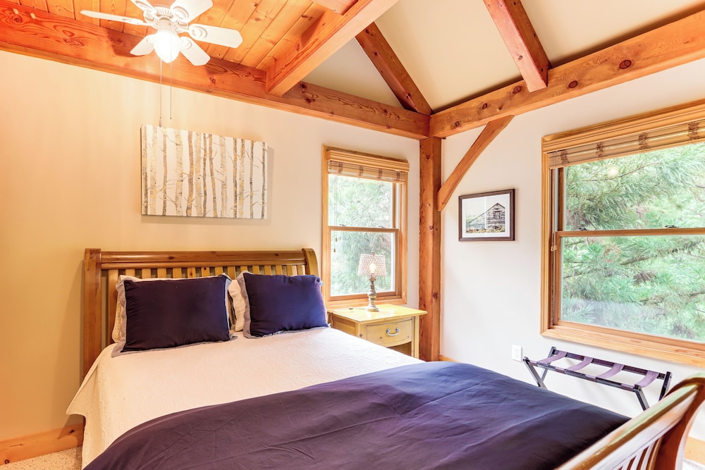 Game Room & Fireplaces: Group Dahlonega Getaway