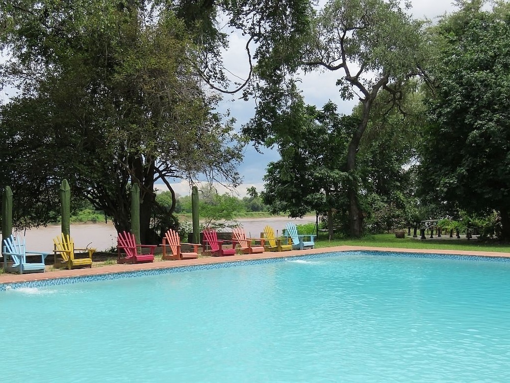 Croc Valley Camp