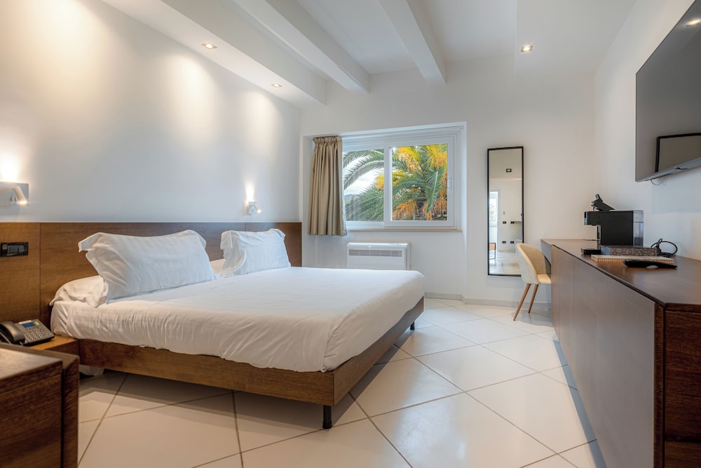 Casabianca Resort