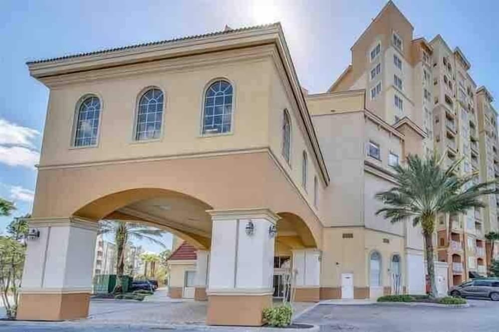 1 BED Suite The Point Orlando Universal