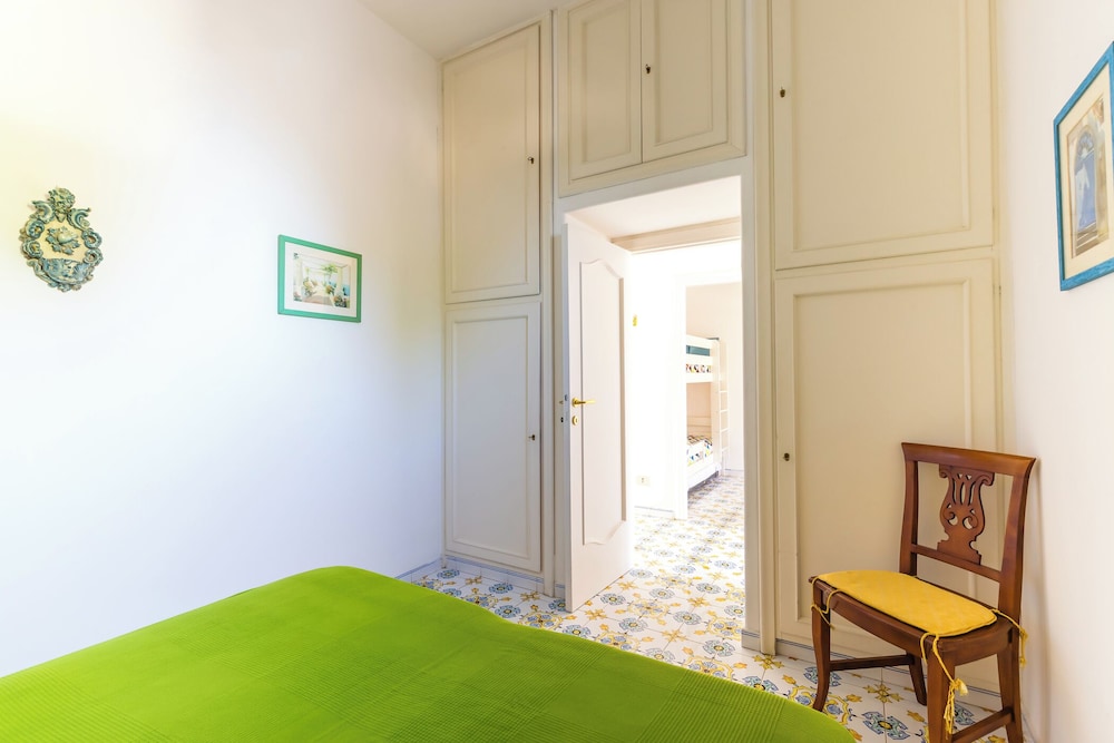 Capri Turquoise by Napoliapartments