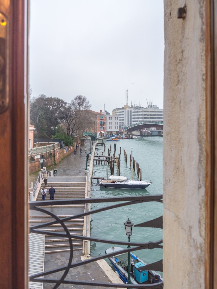 Grand Canal Suites