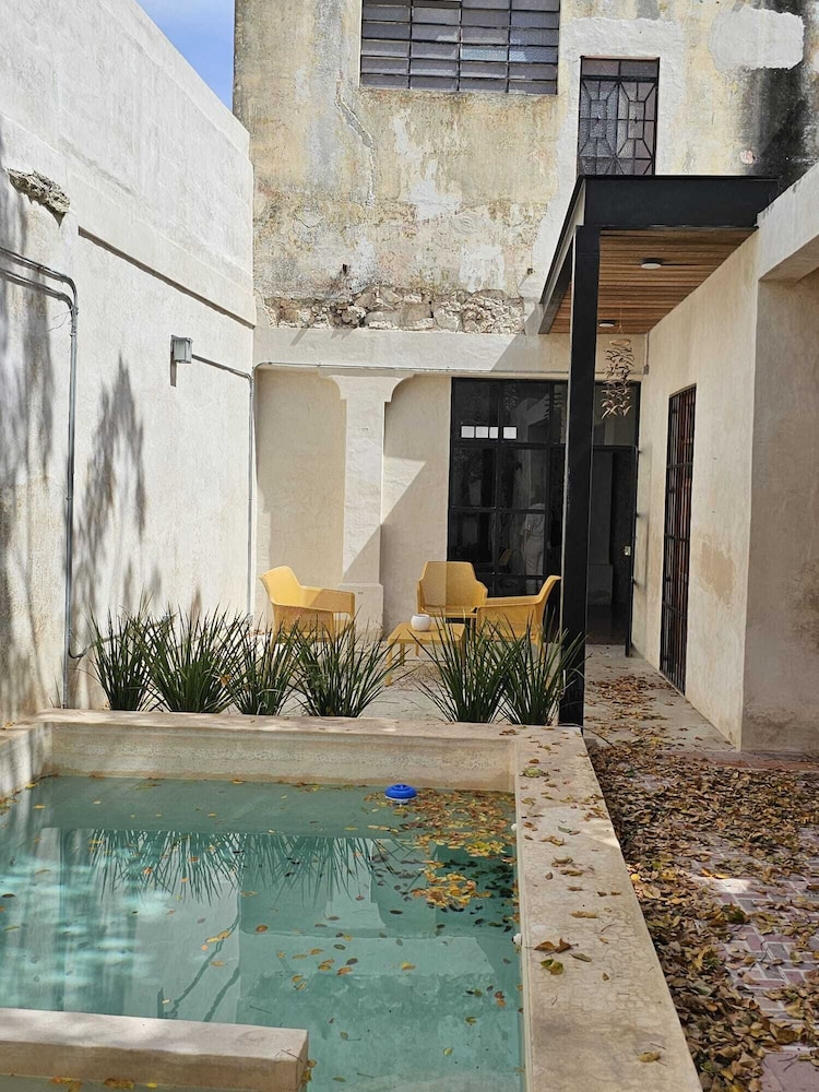 Casa con Piscina Nido Rosa