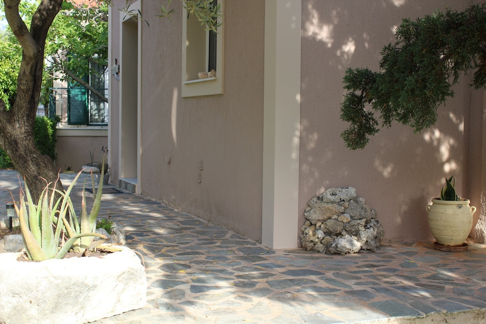 Oneira Villas