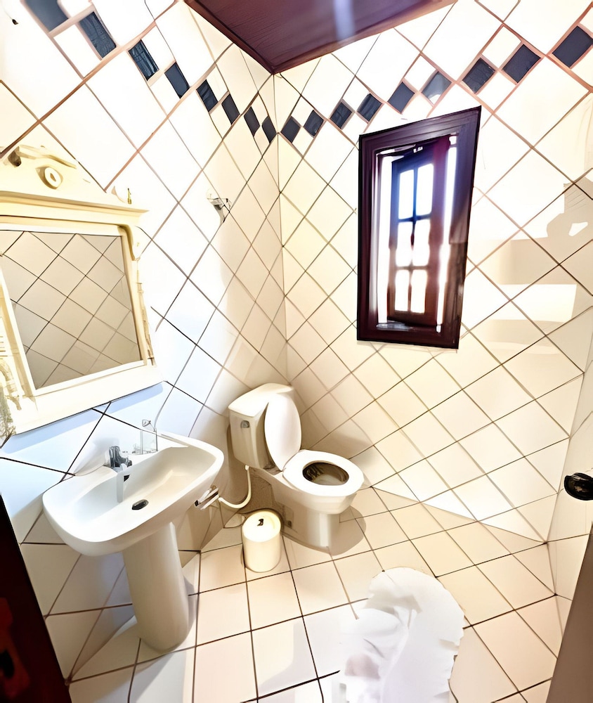 Casa com piscina em Acapulco Guarujá SP3