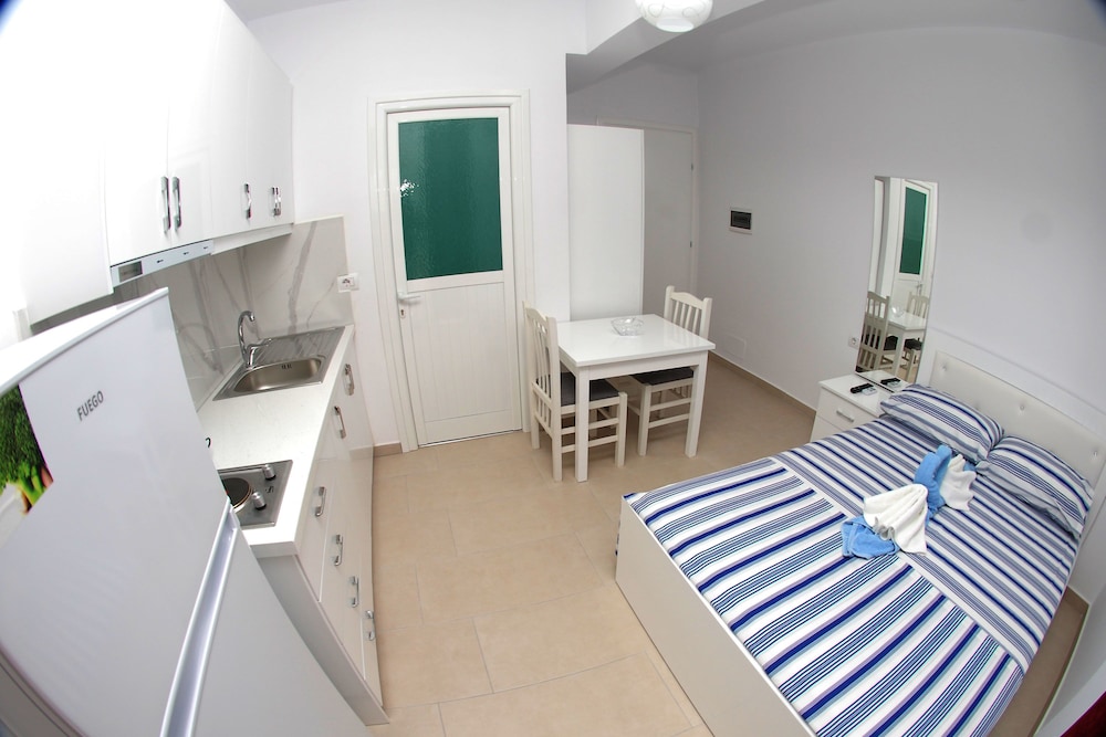 Vila Renato