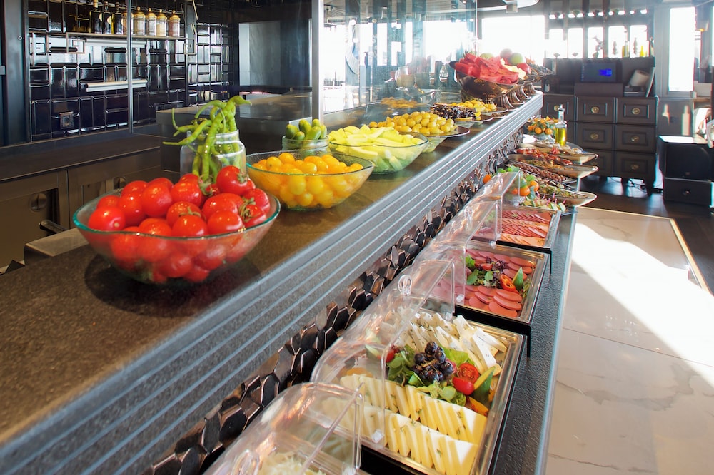 Momento Golden Horn Otel - Image 30