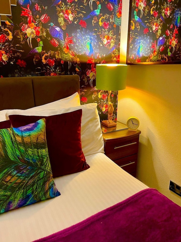 Gabrielle's Hotel