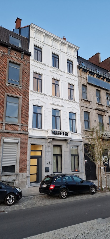 Charleroi Cozy Home