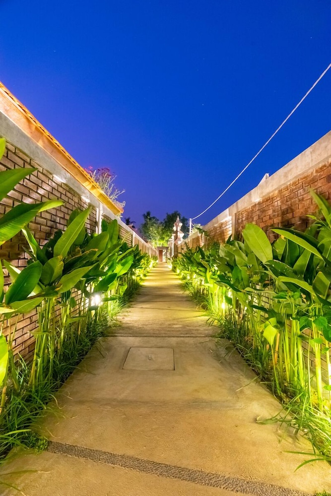 Serenia Villas Amed
