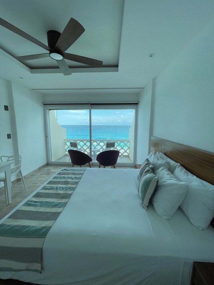 OvaCancun Apartments
