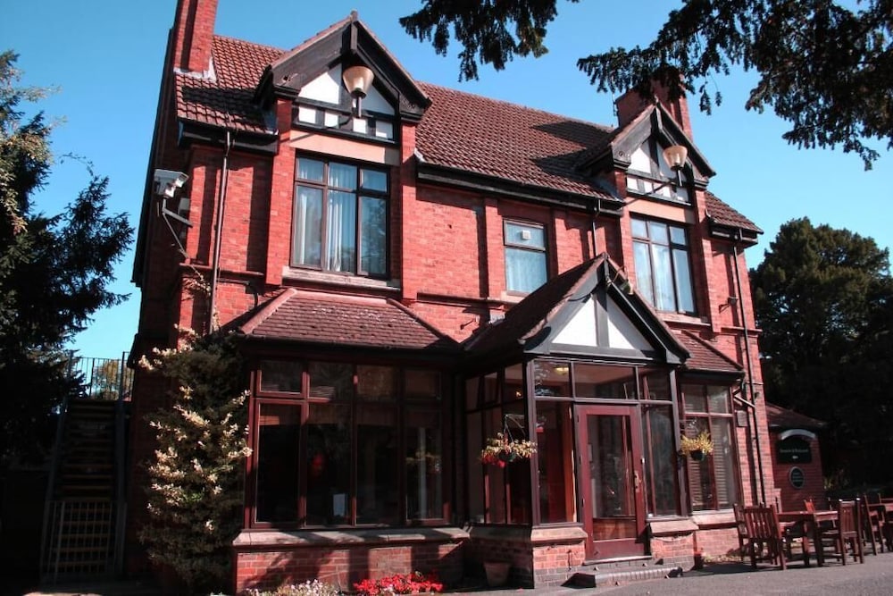 Leicester Vacations - OYO Blaby Westfield Hotel - Property Image 15
