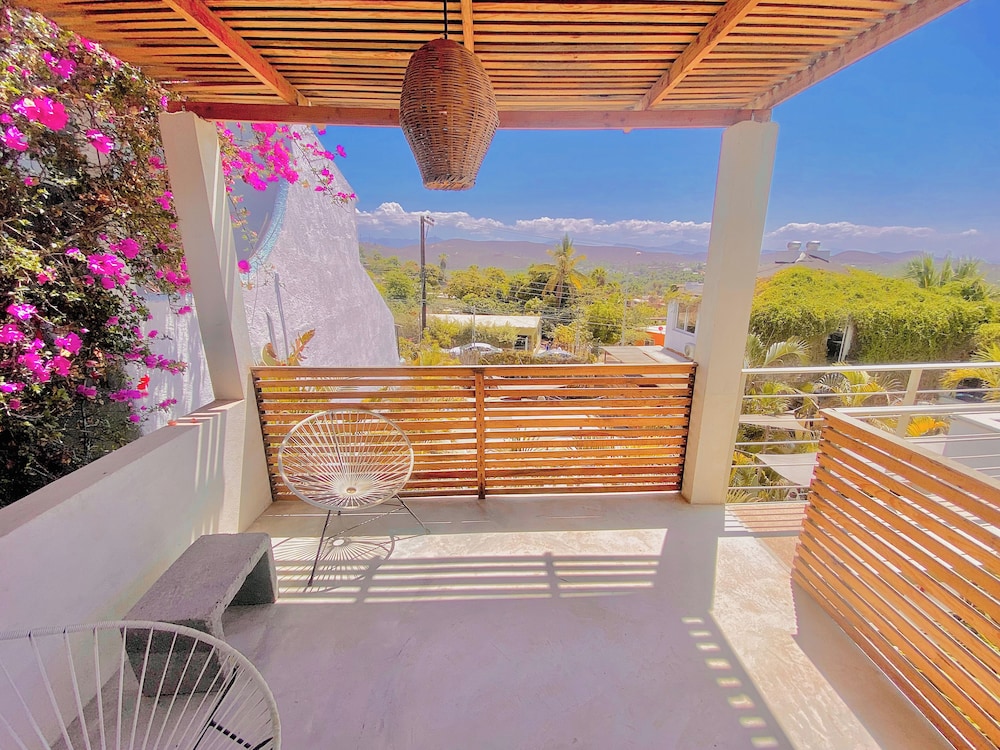 Perro Surfero Hotel Boutique - Todos Santos, BCS