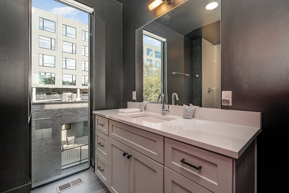 Luxe-rooftop Echo-private Deck-4 Mins Broadway