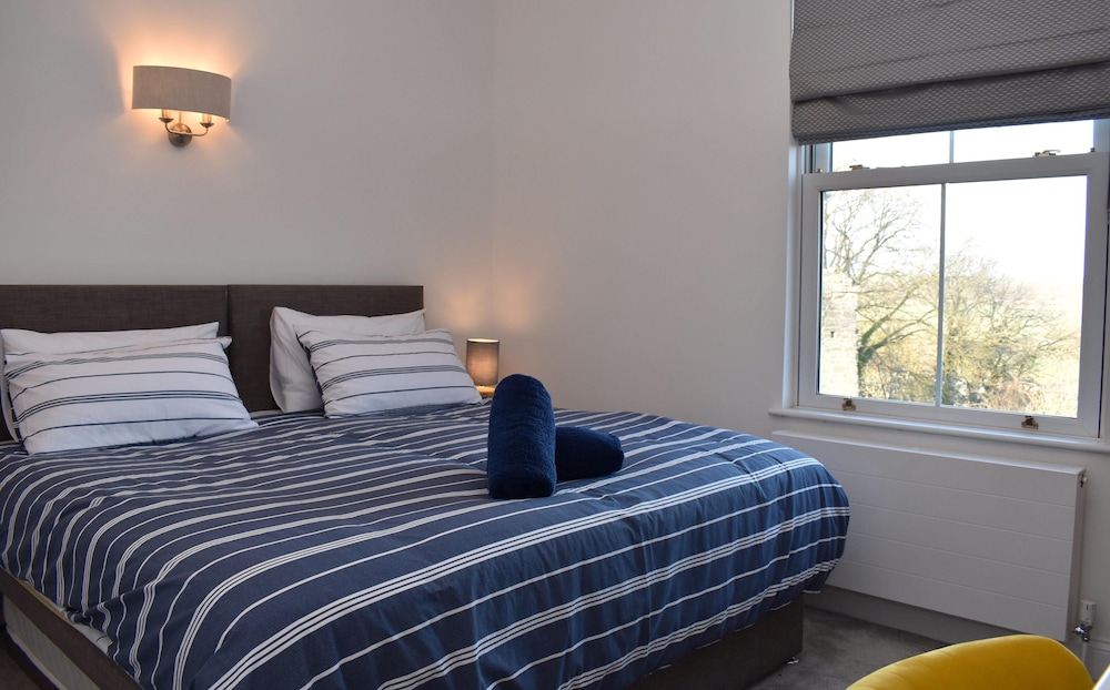 4 Landgate Cottage Winchelsea view 3