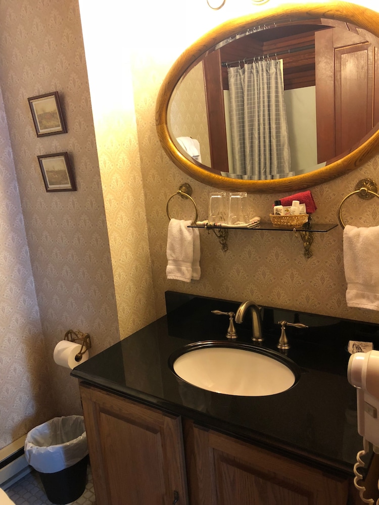 Miscellaneous Market Vacations - The Harry Packer Mansion Inn - Property Image 4