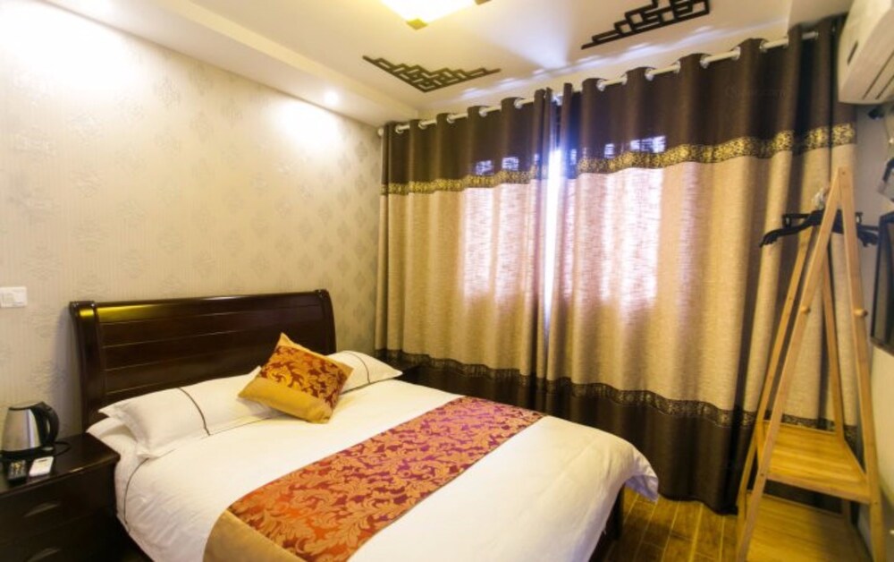 Zunyuelou Inn Tongli