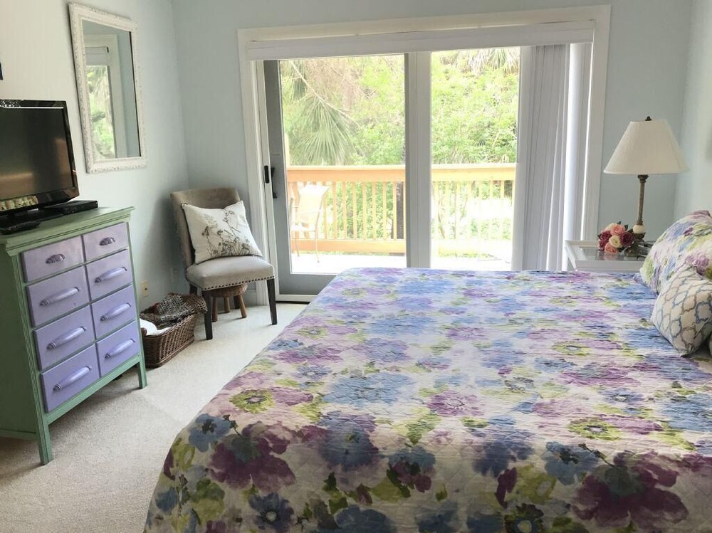 Daisy- 338 Palmetto Walk view 3