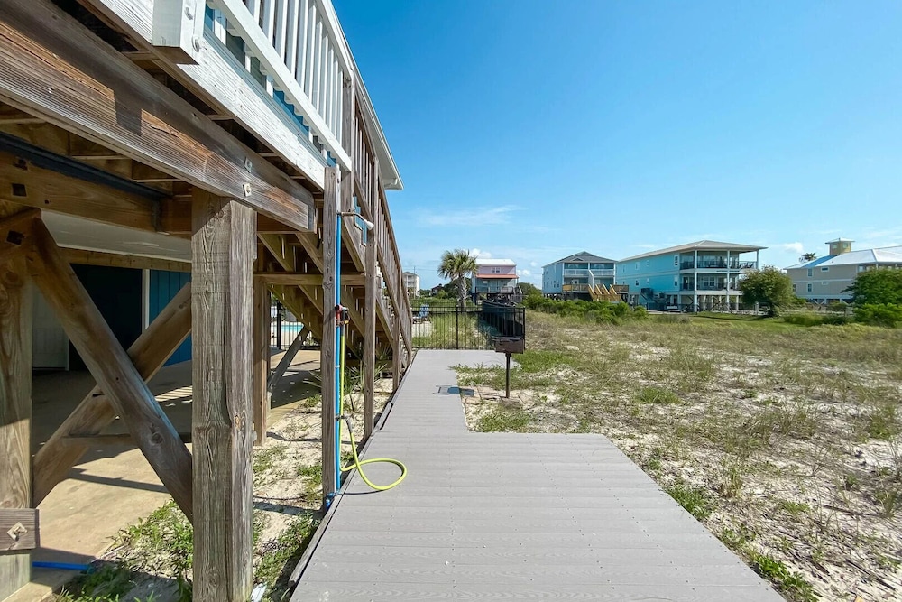 Beach Home With Private Pool & Beach Access- Sleeps 4