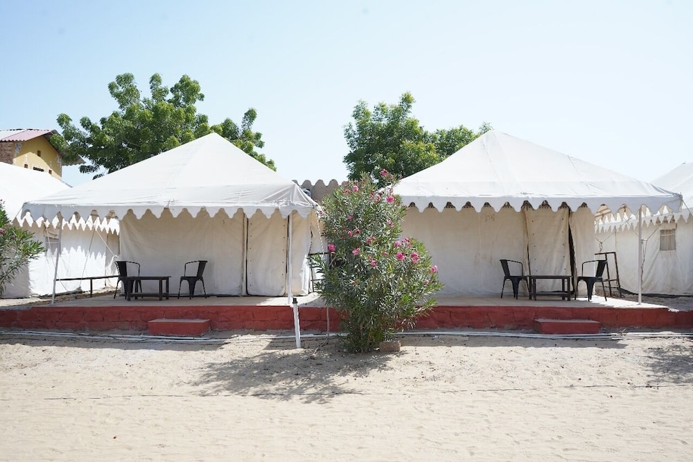 Raj Dunes Resort