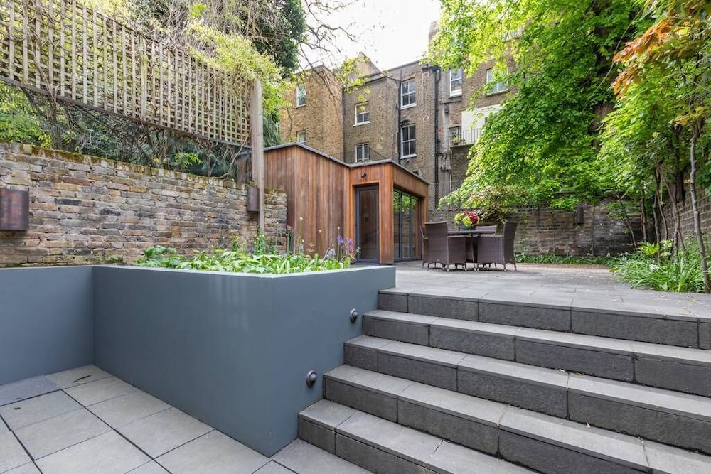 Westgate Terrace VI by Onefinestay