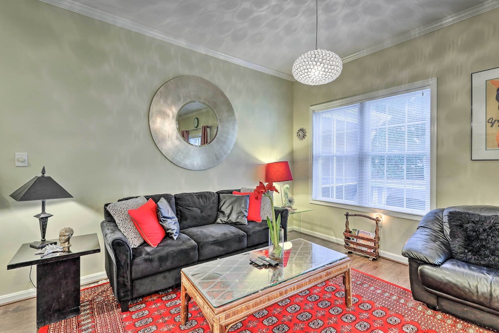 2 Mi to Ocean: Rehoboth Beach Townhome w/ Grill!