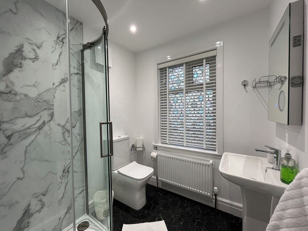 1 Lathom Avenue