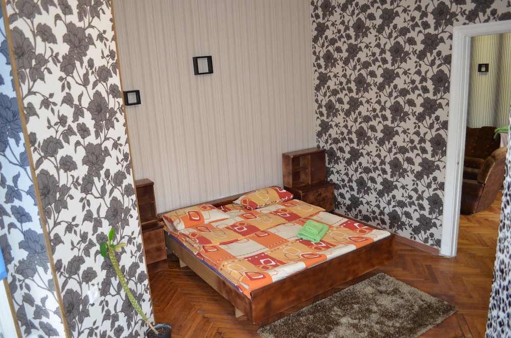 Kiev Accommodation Hotel Service