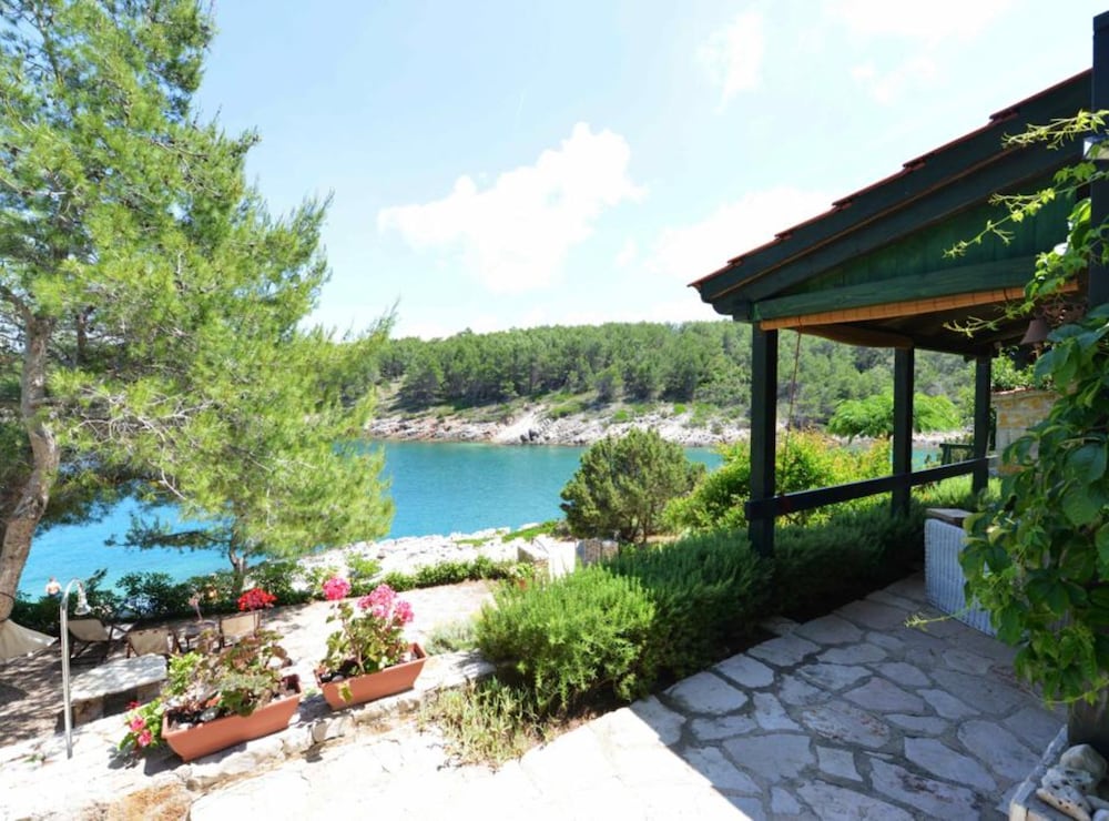 Bay House Rosohotnica