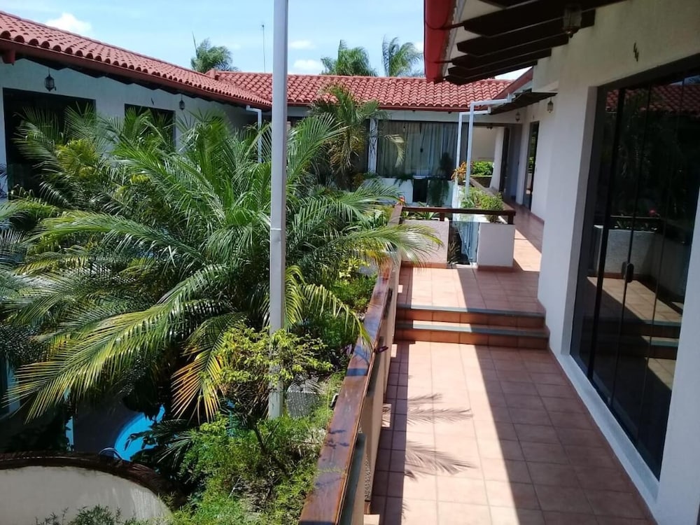 Tucabaca Hotel - Property Image 1