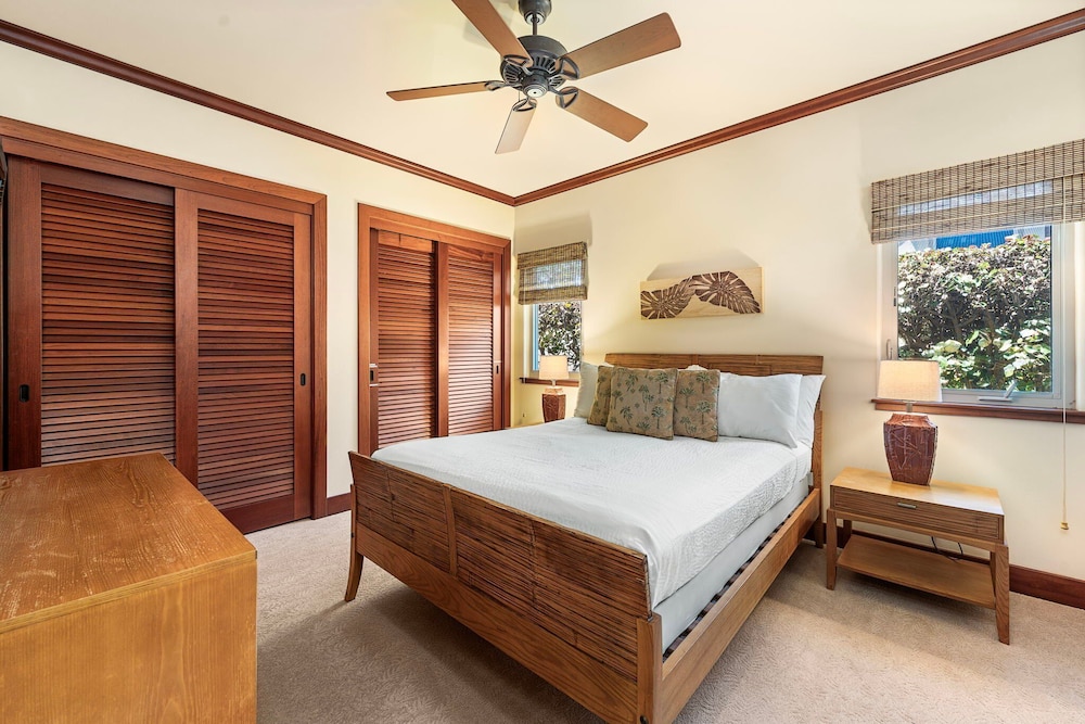 Family-friendly & Romantic Getaway - Beach Club Access- Vrkcv