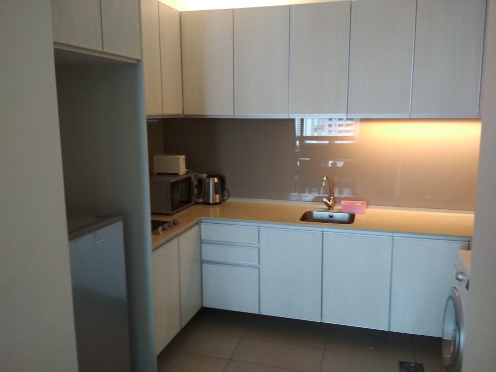 Queens Service Suite at Swiss Garden Residences