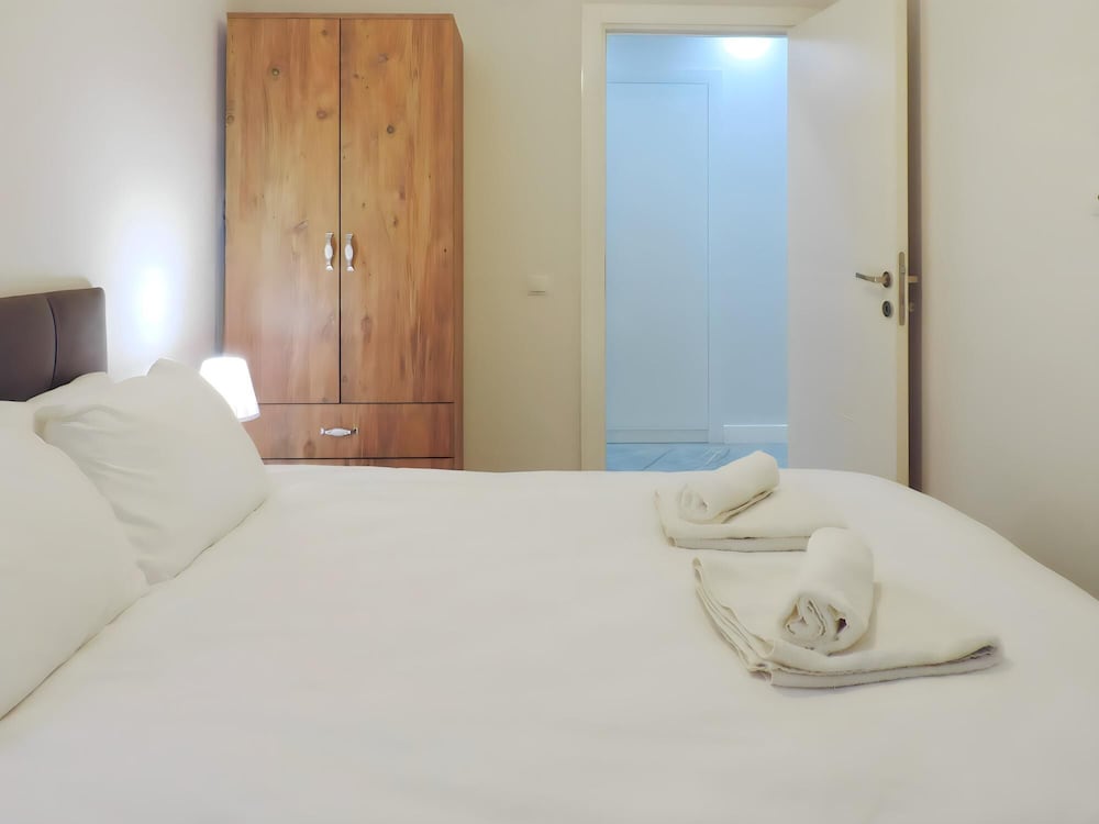 Modern Flat Near Center and Old Town in Antalya