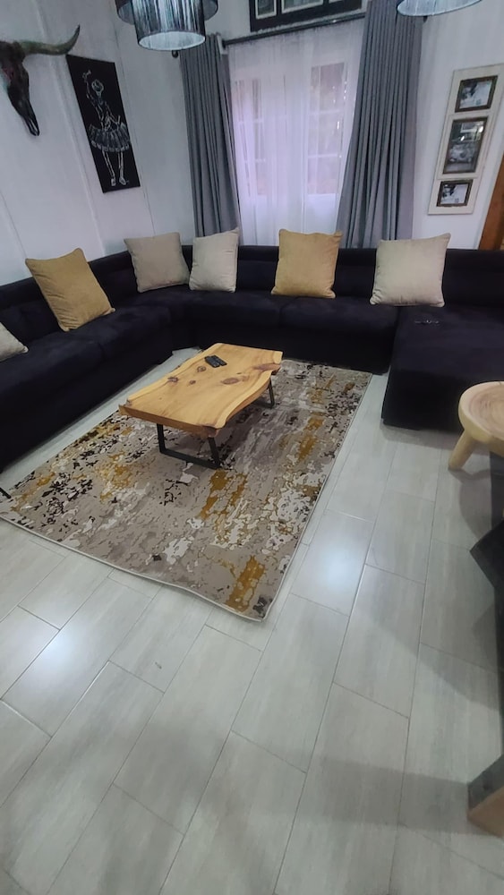 Two bed Nyanga Lakeside Cottage - 2298
