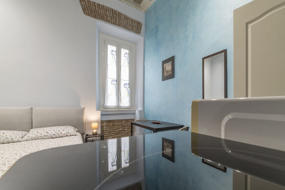 Quattro Fontane Sweet Suite