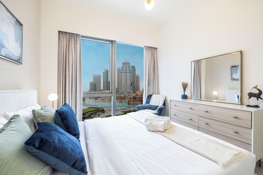 GOGOTO Burj & Fountain View Stay