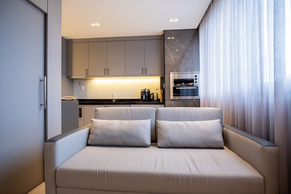 Elegance Residence