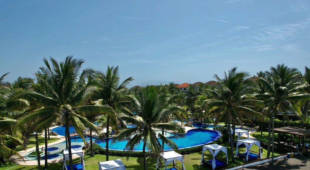 Villas Le Suisse Monterrico
