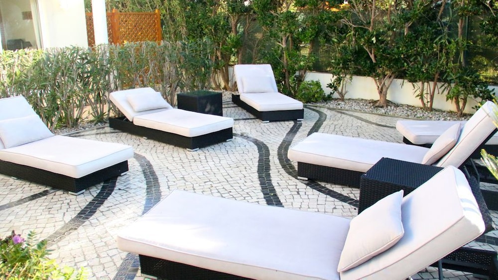 Wallis Villa