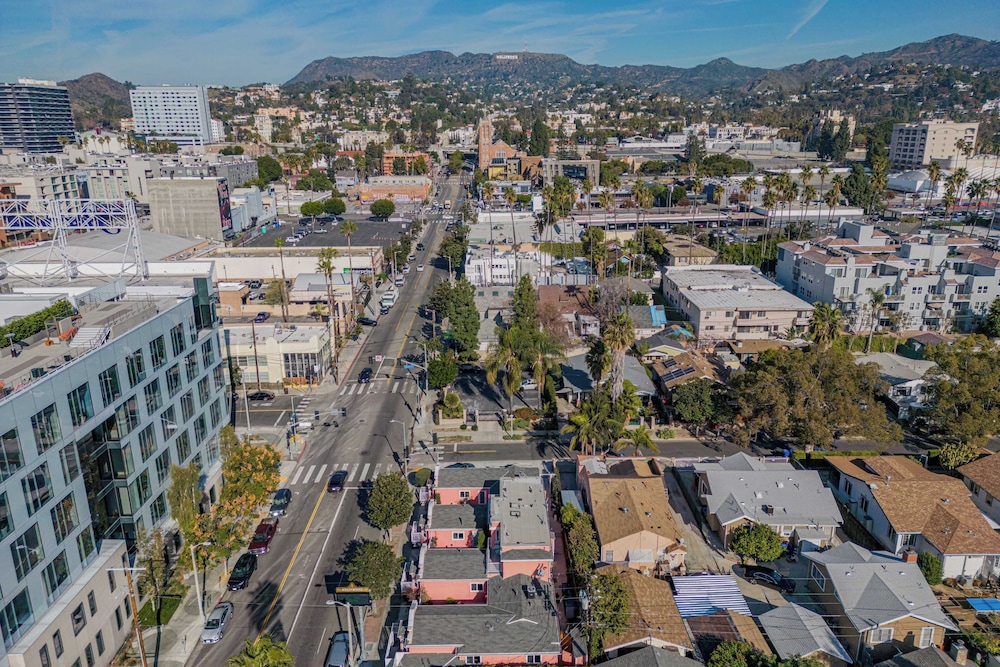 2 Units in Prime Hollywood Location Chic Renovated 1bdrs w/ Patio Avantstay